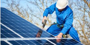Installation Maintenance Panneaux Solaires Photovoltaïques à Maucor